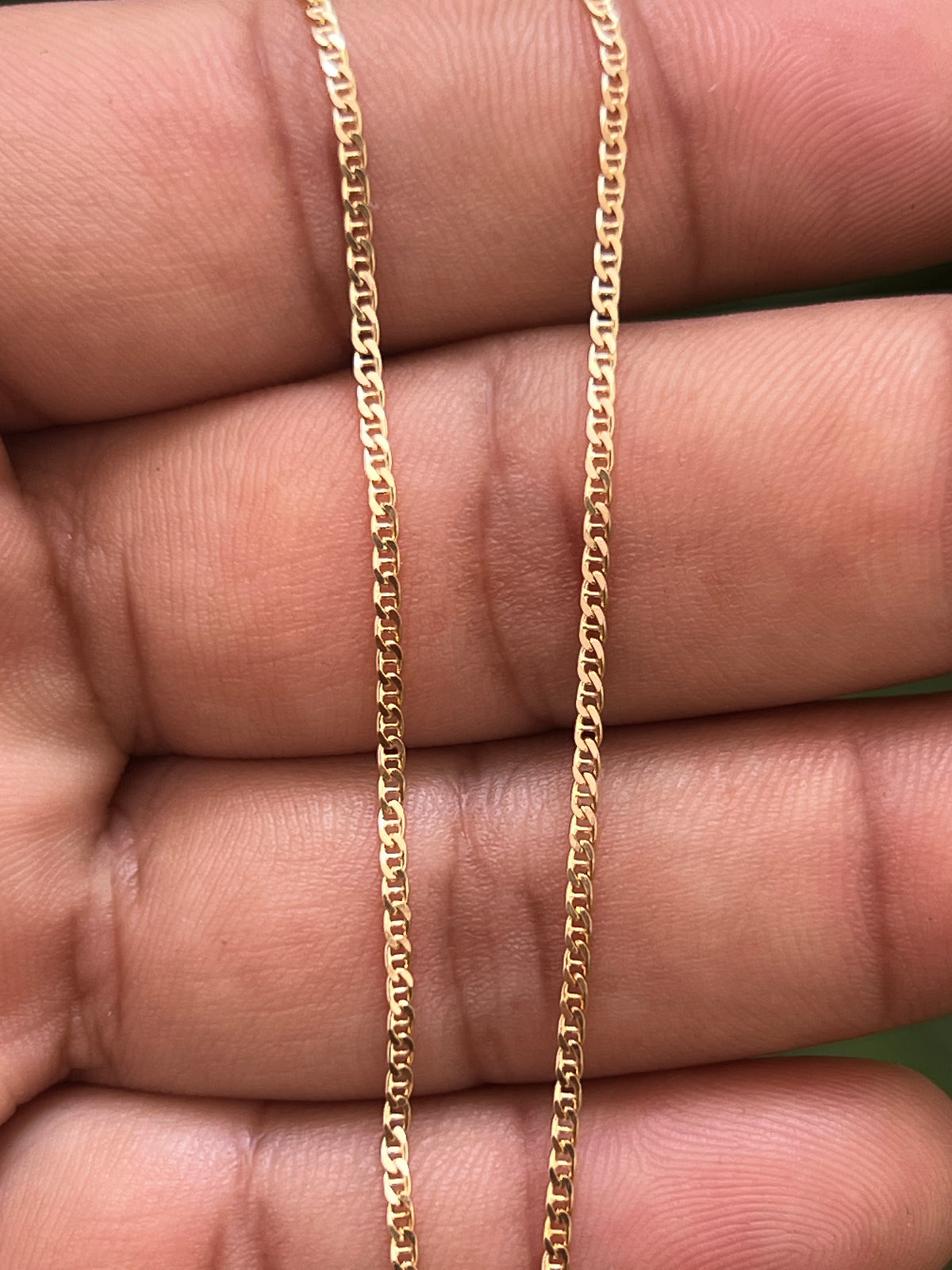 Cadena escalera plana 3.70g / 60cm / 1.8mm / Oro Amarillo 18K