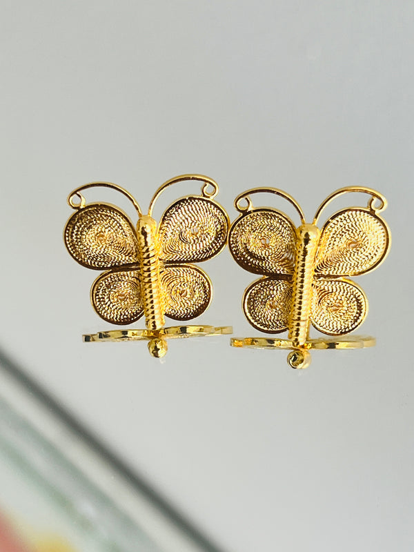 Aretes Mariposa en Enchape en oro 24K