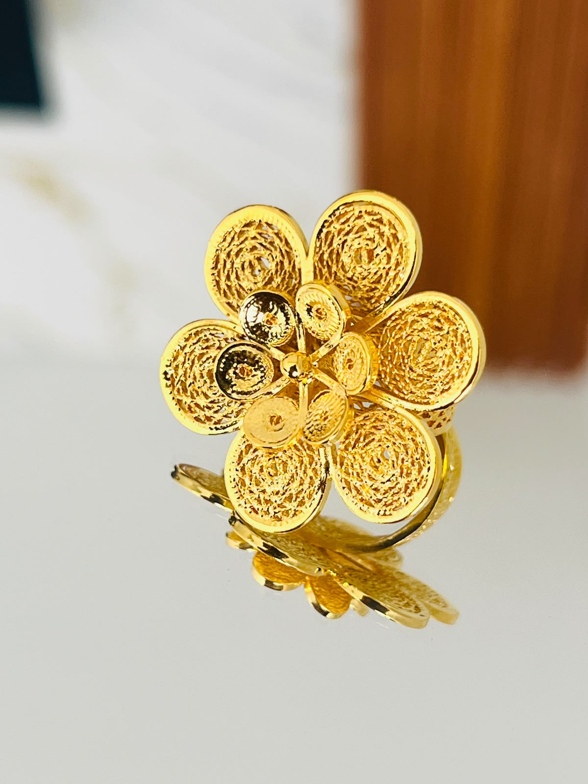 Anillo Flor Redonda