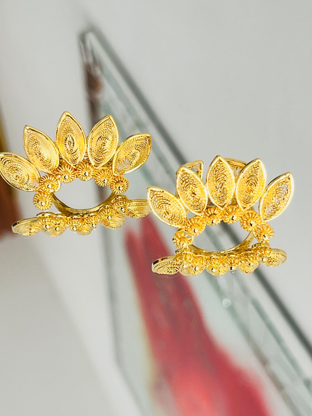 Anillo Filigrana Flor y Hojas
