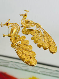 Arete Pavo Real Piedra Verde en oro 18K — vista 2