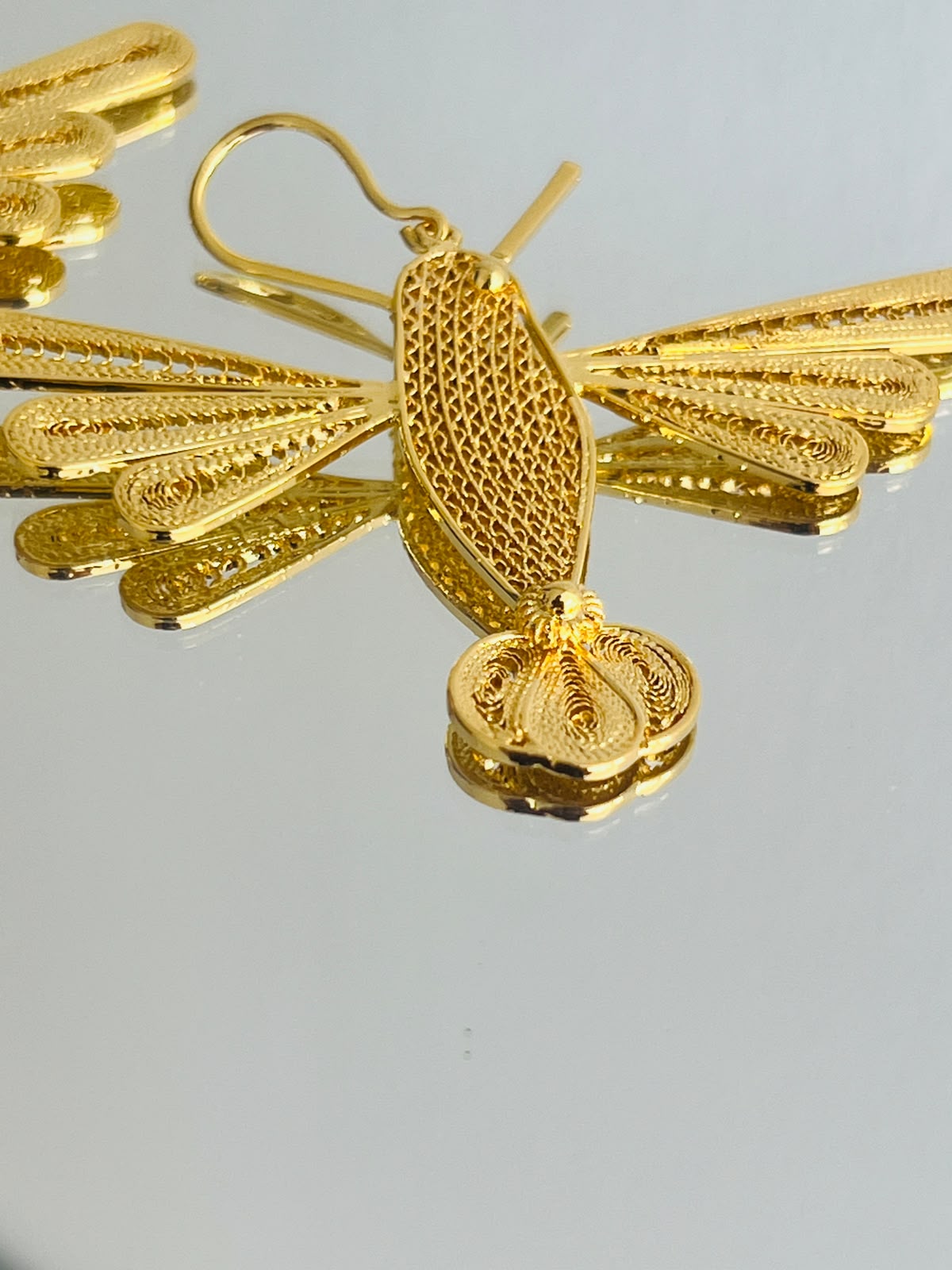 Aretes Colibrí en oro 18K